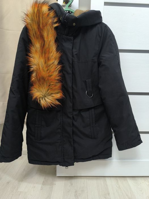 Продается куртка б/у женская