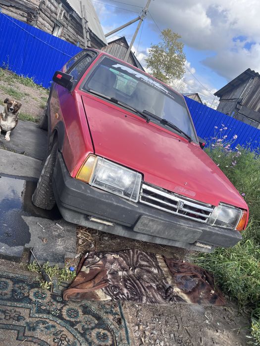Продаю машину ВАЗ 21080