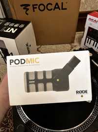 Rode PODMIC микрофон для подкаста