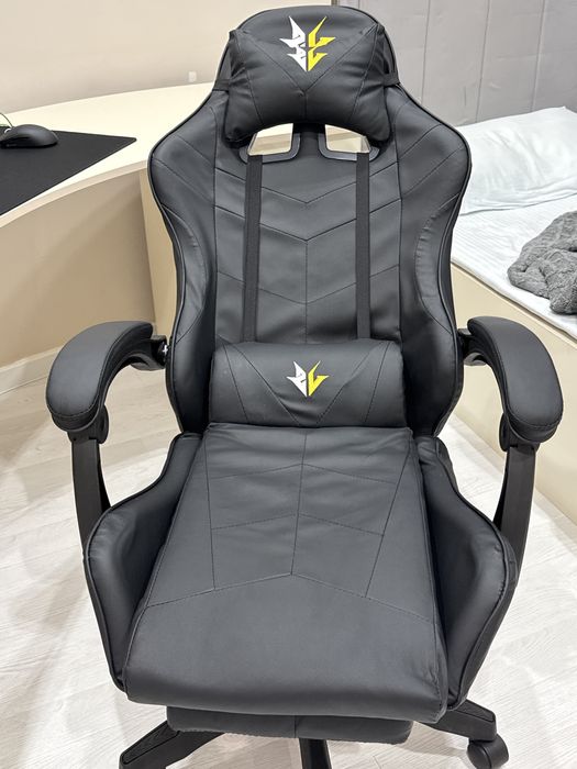 Игровой кресло.