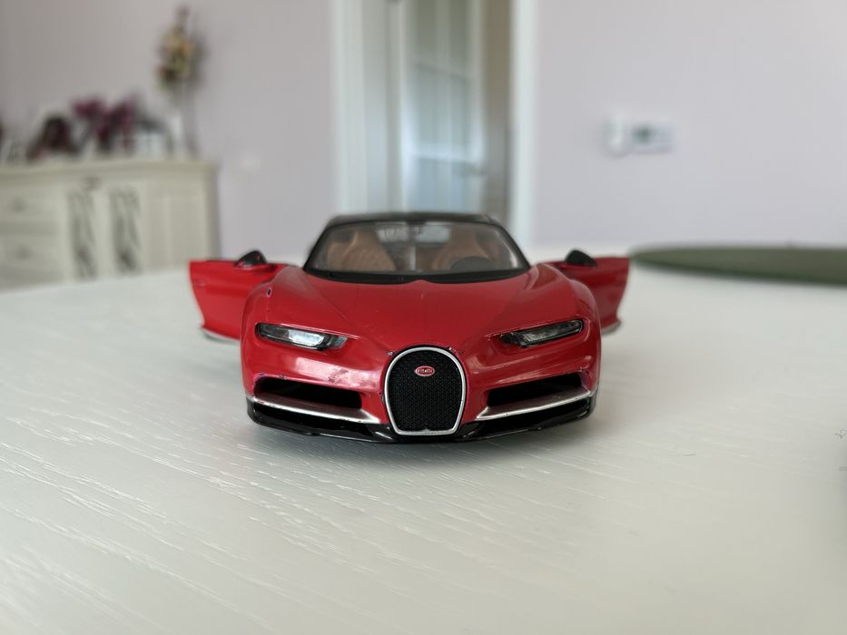 Maisto Macheta auto Buggati Chiron 1/24