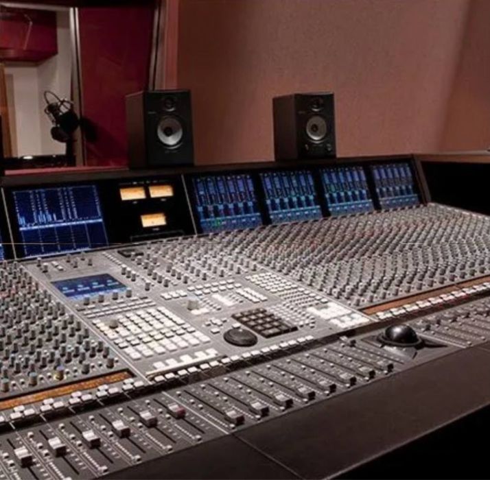 Behringer TRUTH 4.5 BT для студиии