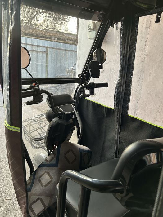 Трицикл б/у но в идеальном состоянии