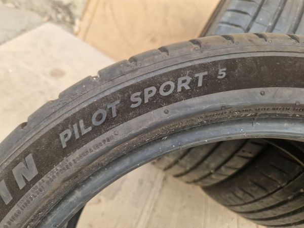 4 Michelin R17 215/45 Anvelope de vară DOT2422