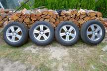 Комплект гуми с джанти 215/65R16