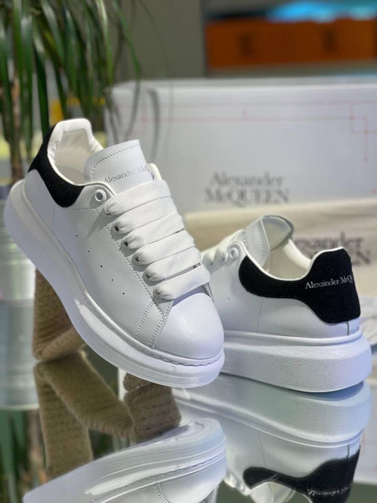 Adidas/Adidasi Alexander Mcqueen modele noi