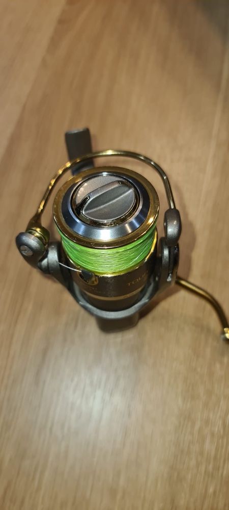 Daiwa Tournament Z 2000c