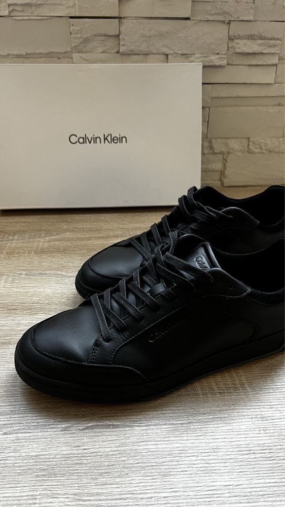 Calvin Klein - Чисто нови !