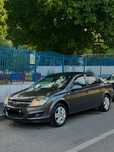 Opel Astra Vând Opel Astra H Sedan 2011 ( Benzina+Gaz) 1,6