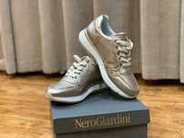 Nero Giardini женские кожаные кроссовки РАЗМЕР 36,37