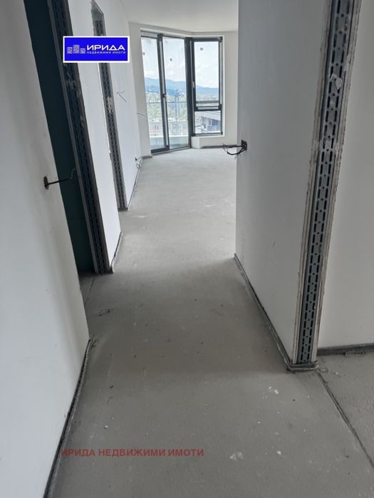 Просторен тристаен апартамент в Кръстова вада с АКТ 16!