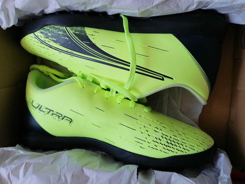 Vand ghete fotbal sintetic Puma Ultra Play TT Turf marime: 43