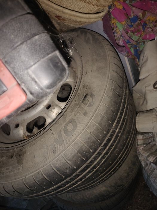 Шины летние б/у.