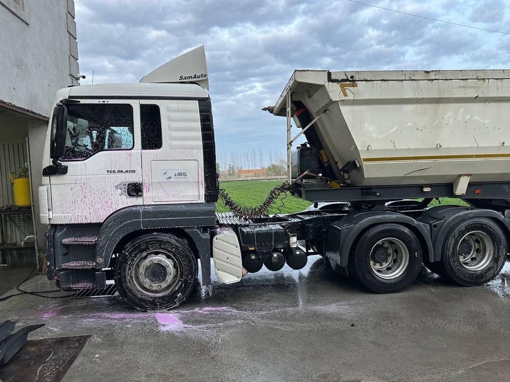 Uz Man tgs 26.400 Medium