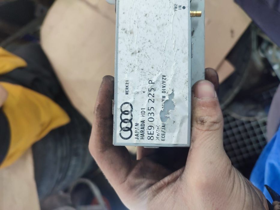 Amplificator antena 8e9035225p Audi A4 B7 [2004 - 2008]