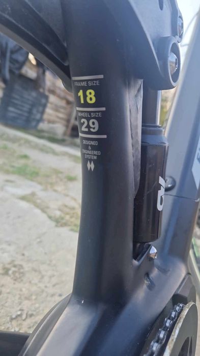 Bicicleta electrica Full suspensiion