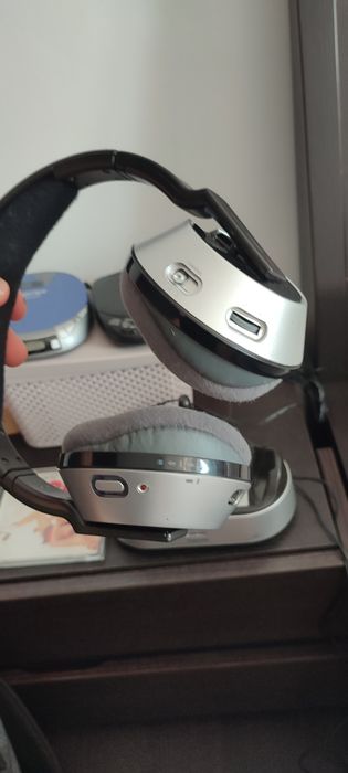 Căști Plantronics cu fir ( noi) /Philips Wireless vintage sau Pioneer