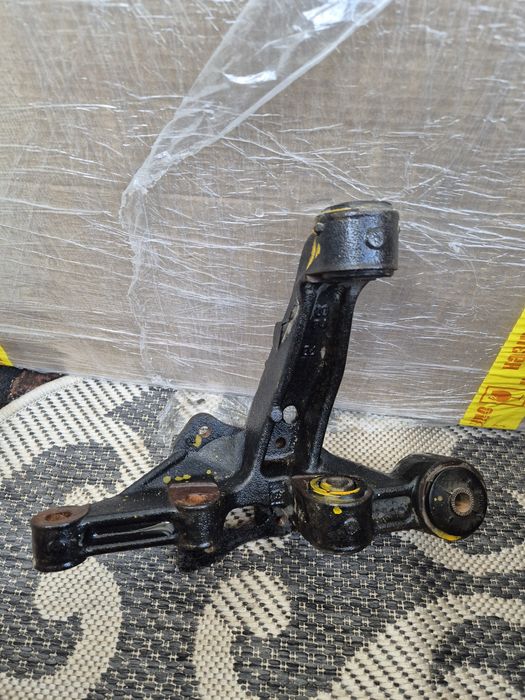 Цапфу для тойоты камри,рейка и фара