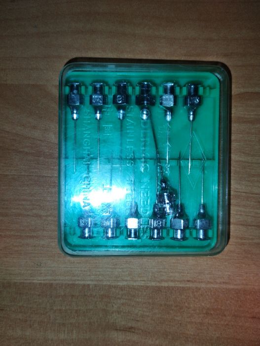 Игли за стари спринцовки