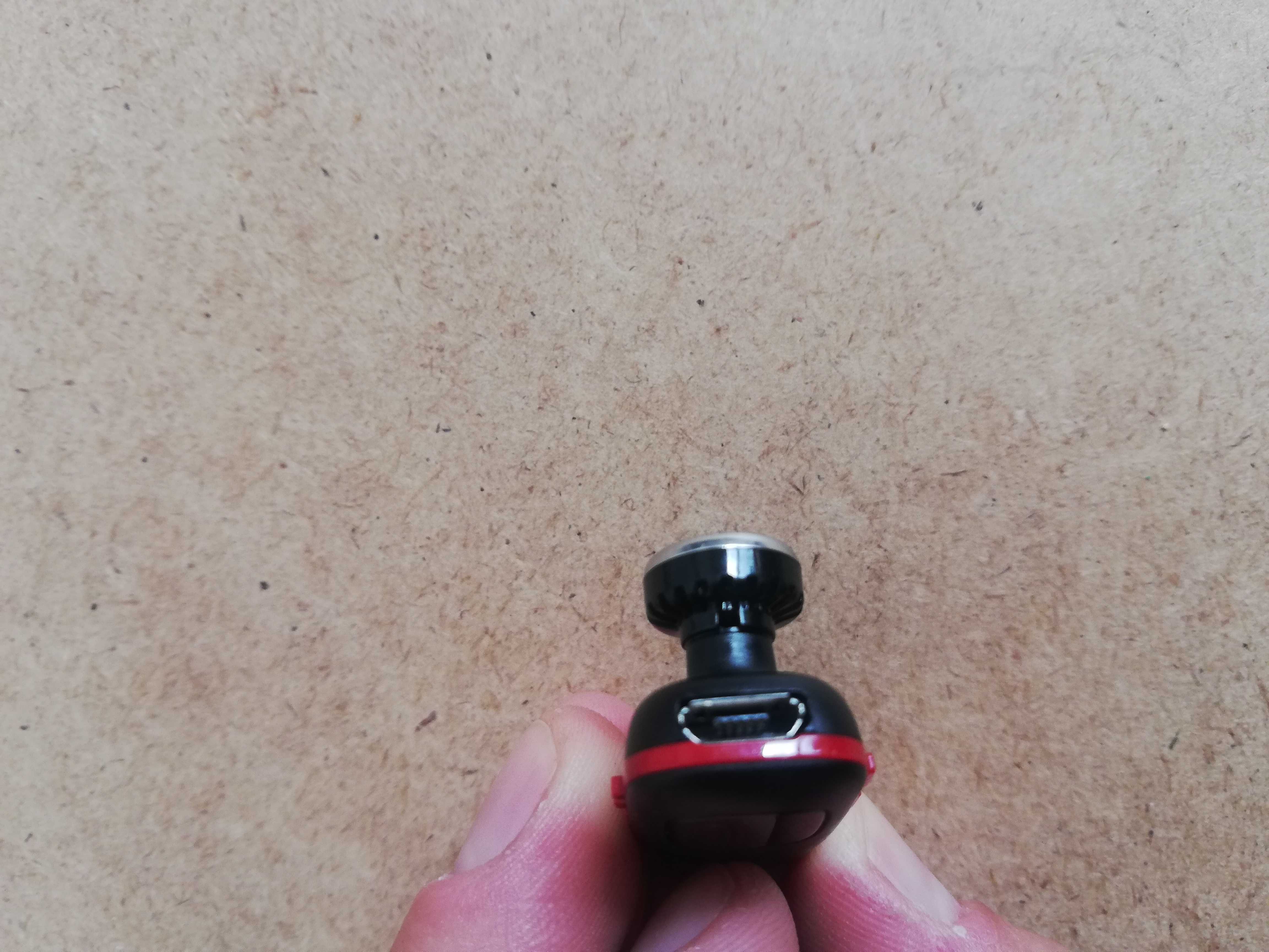 Plantronics M70 handsfree