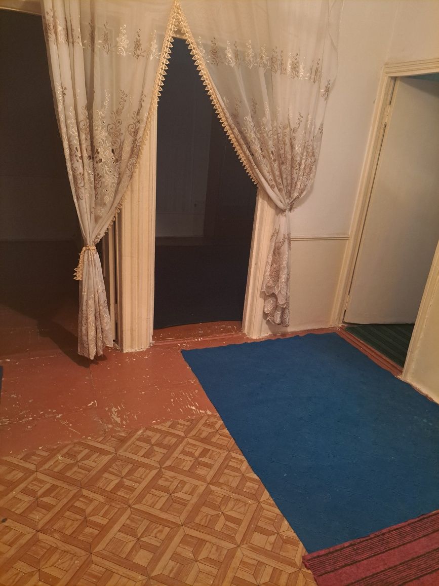 3Х комнатная 1 этаж с огородом и подвалом