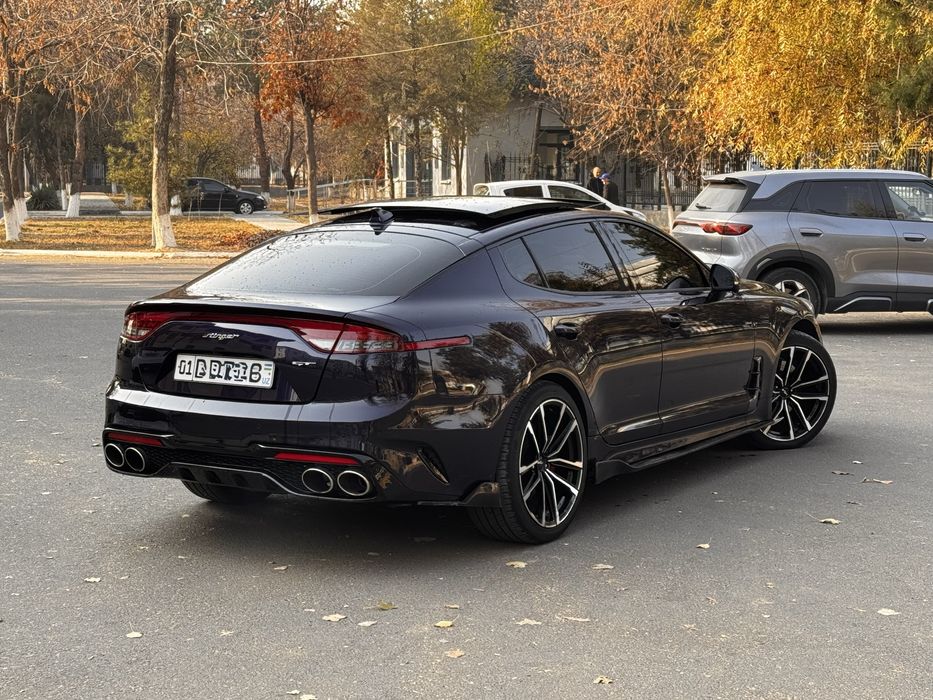 KIA Stinger 3.3 Twin turbo