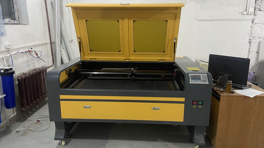 Лазерный станок 100х130см 150w