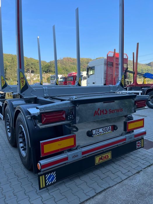 Remorca transport bustean forestier