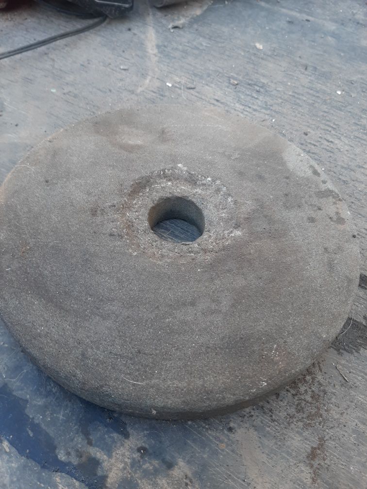 Точильный диск камень