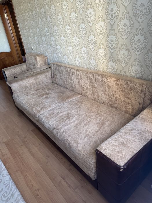 Продам диван и кресло