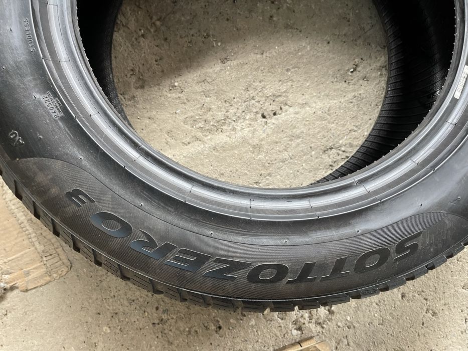225/60R17 Pirelli SOTTOZERO 3 2 bucati