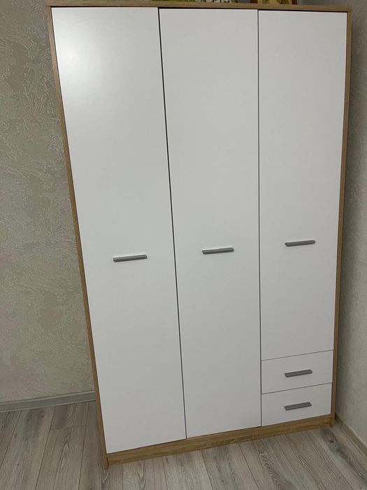 продам шкаф б/у в отличном состоянии