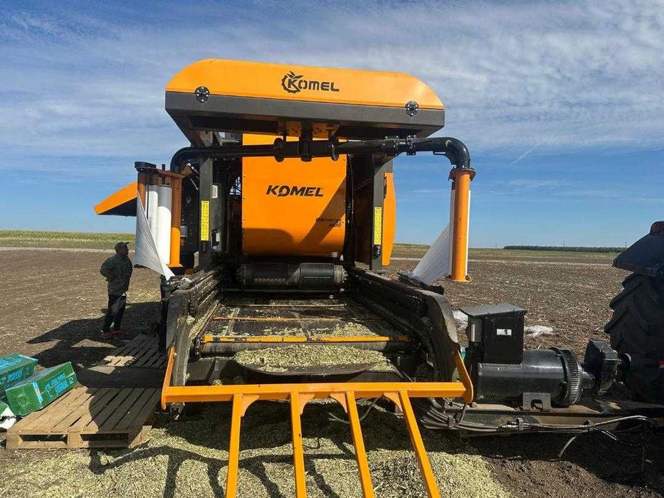 Presa baloti siloz porumb KOMEL