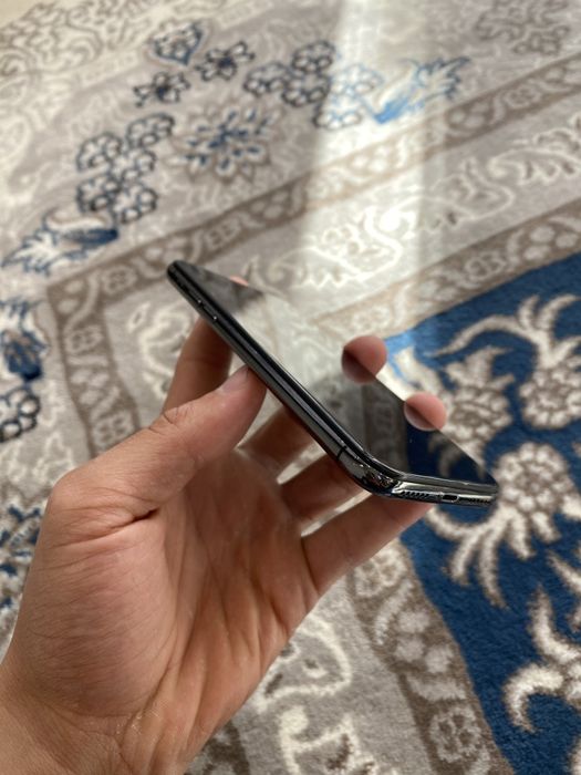 Iphone x            .