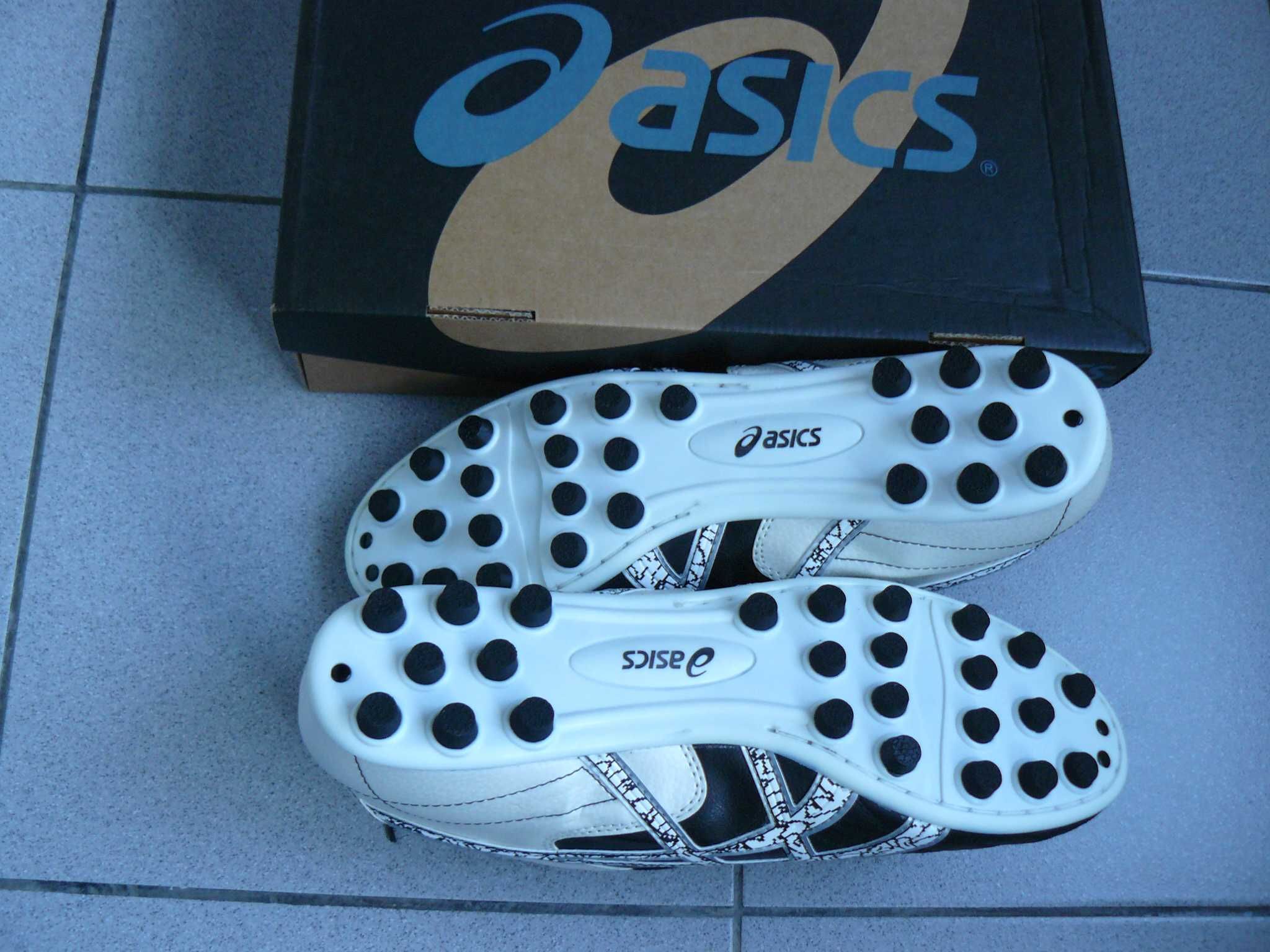 Ghete Fotbal ASICS NIPPON,Piele Cu Crampoane,Originale in cutie, Nr.45