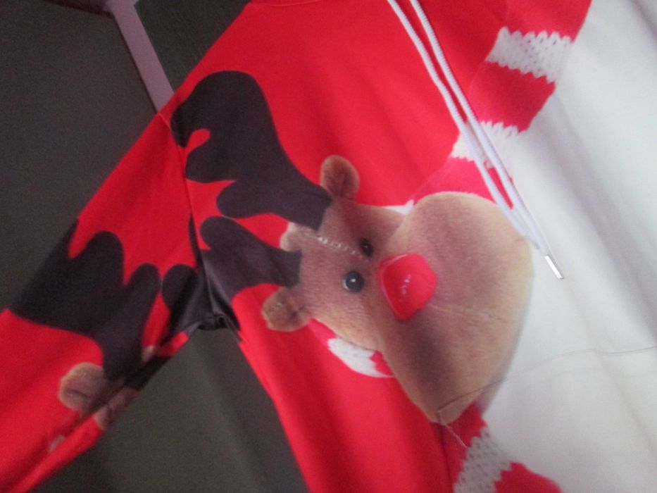 hanorac simpatic cu ren L