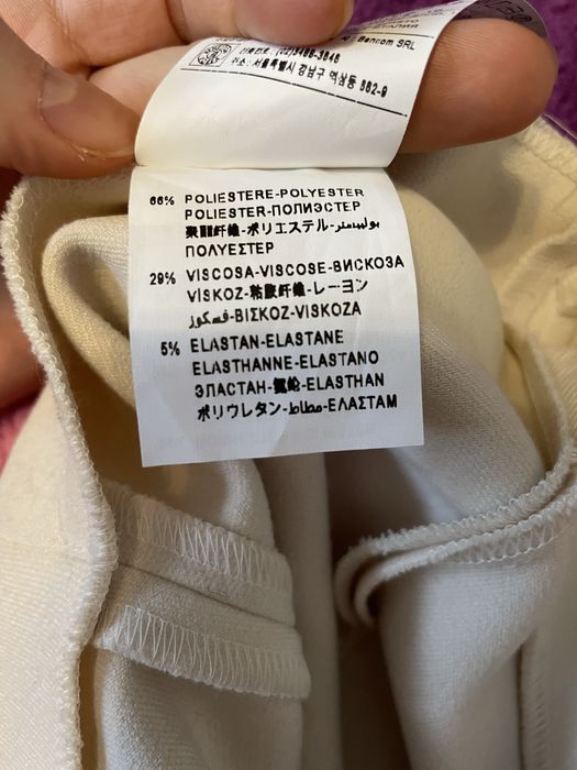 Fusta noua Bennetton