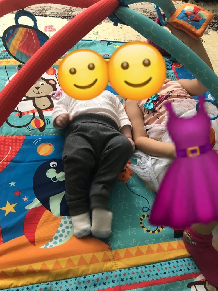Детский коврик, дуга на стульчик и игрушка на коляску