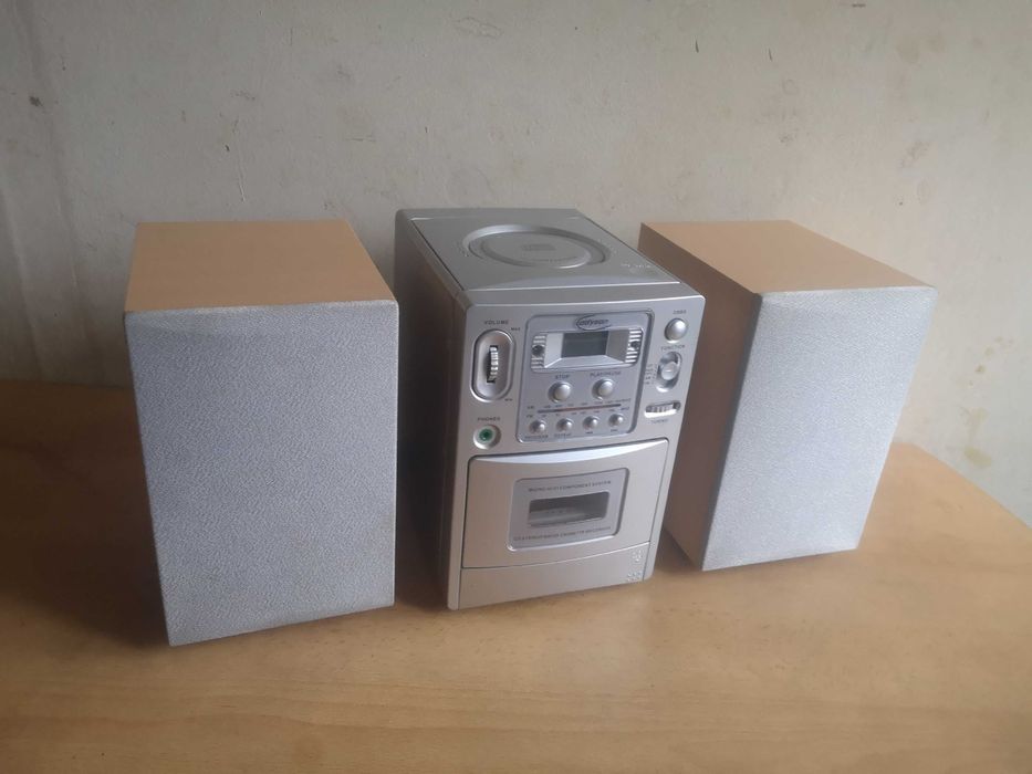 Radio casetofon Cd player