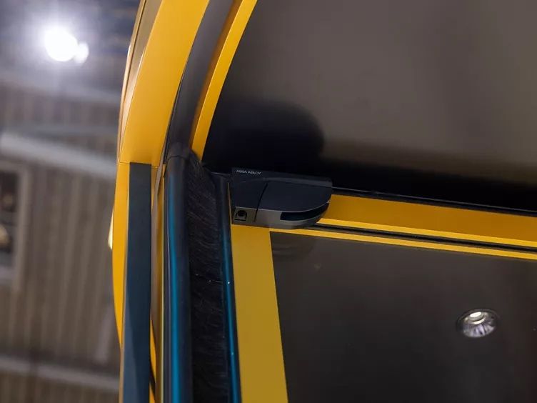 Револьверная (карусельная) дверь RD 150 от Assa Abloy в Ташкенте