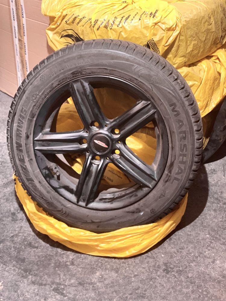 John Cooper Works 16” джанти + KUMHO 205/60/16 зимни гуми - 7,9 mm