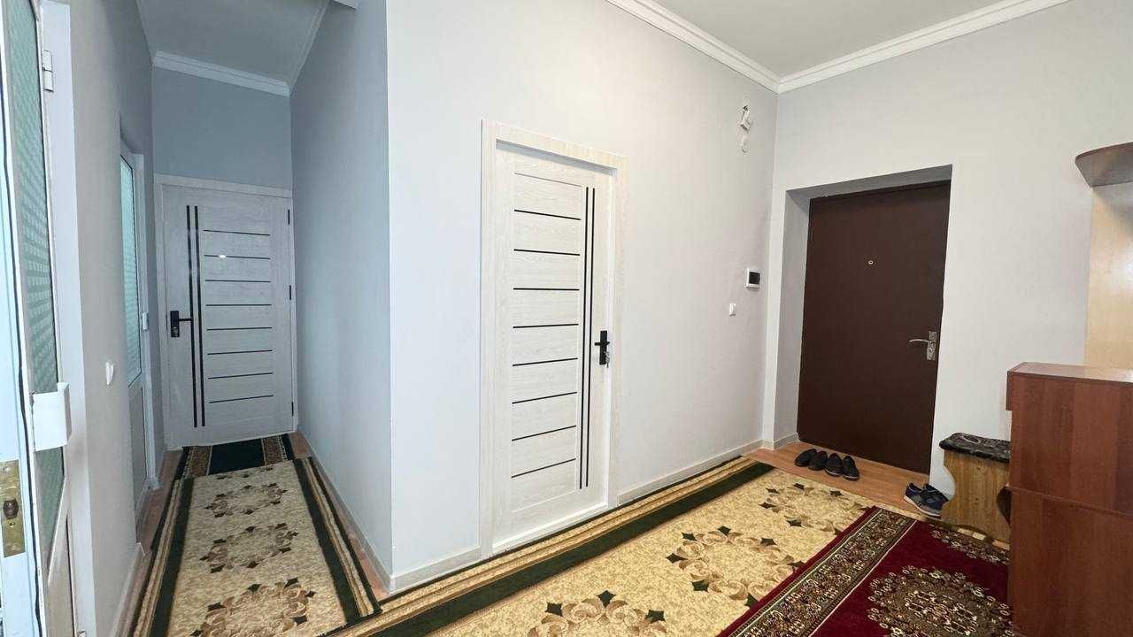 Фарғона ш. Истиқлол стадиони 3 хонали квартира сотилади.ID: 1132