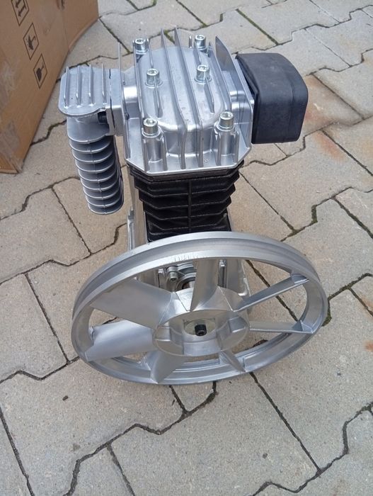 Cap compresor 2 pistoane 320 L