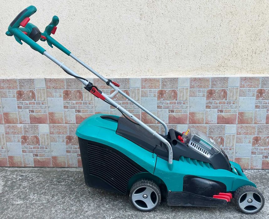 BOSCH Rotak 34 Li - Акумулаторна косачка за трева 36V