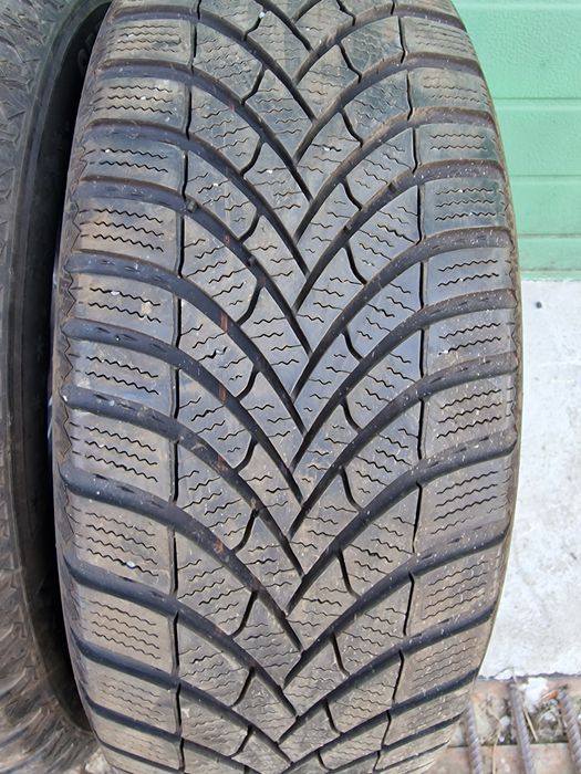 Anvelope 205/60R16 marca Semperit, M+S,DOT 2023