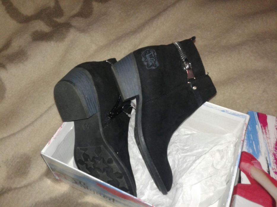 Ghete Disney Violetta