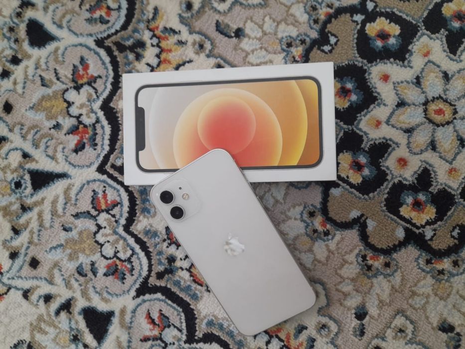 Продается iPhone 12