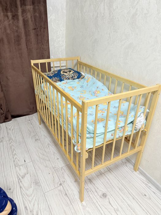 Детская кровать! Деревянная , очень дешево. Почти даром