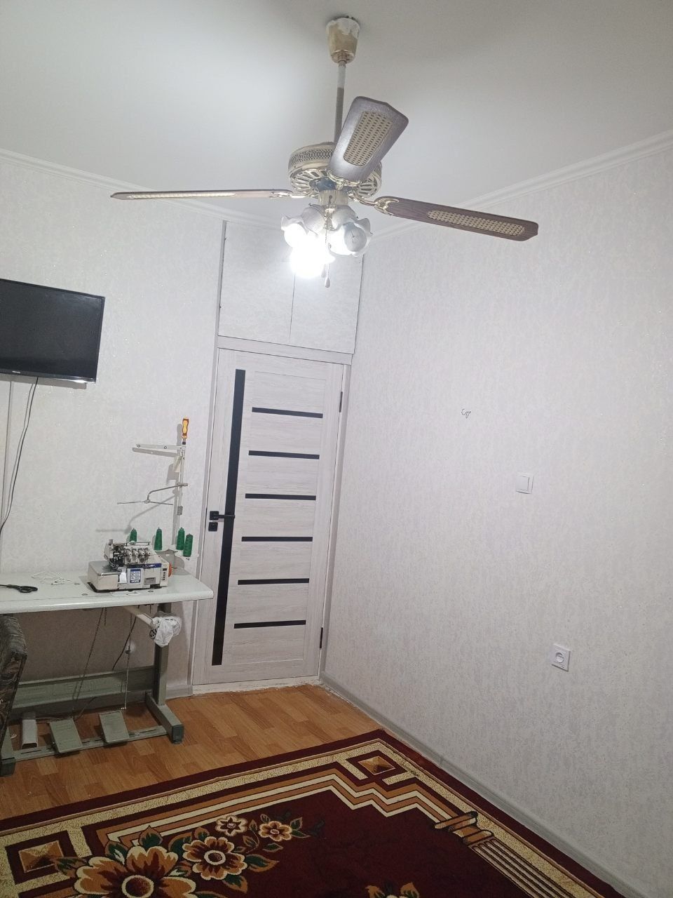 2 ком. квартира, 2/2/9. Янгихает р-н, Спутник 4 (Сергели). Метро 500 м