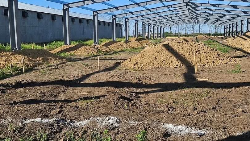 Ofertă structură metalică asamblată pe șuruburi .